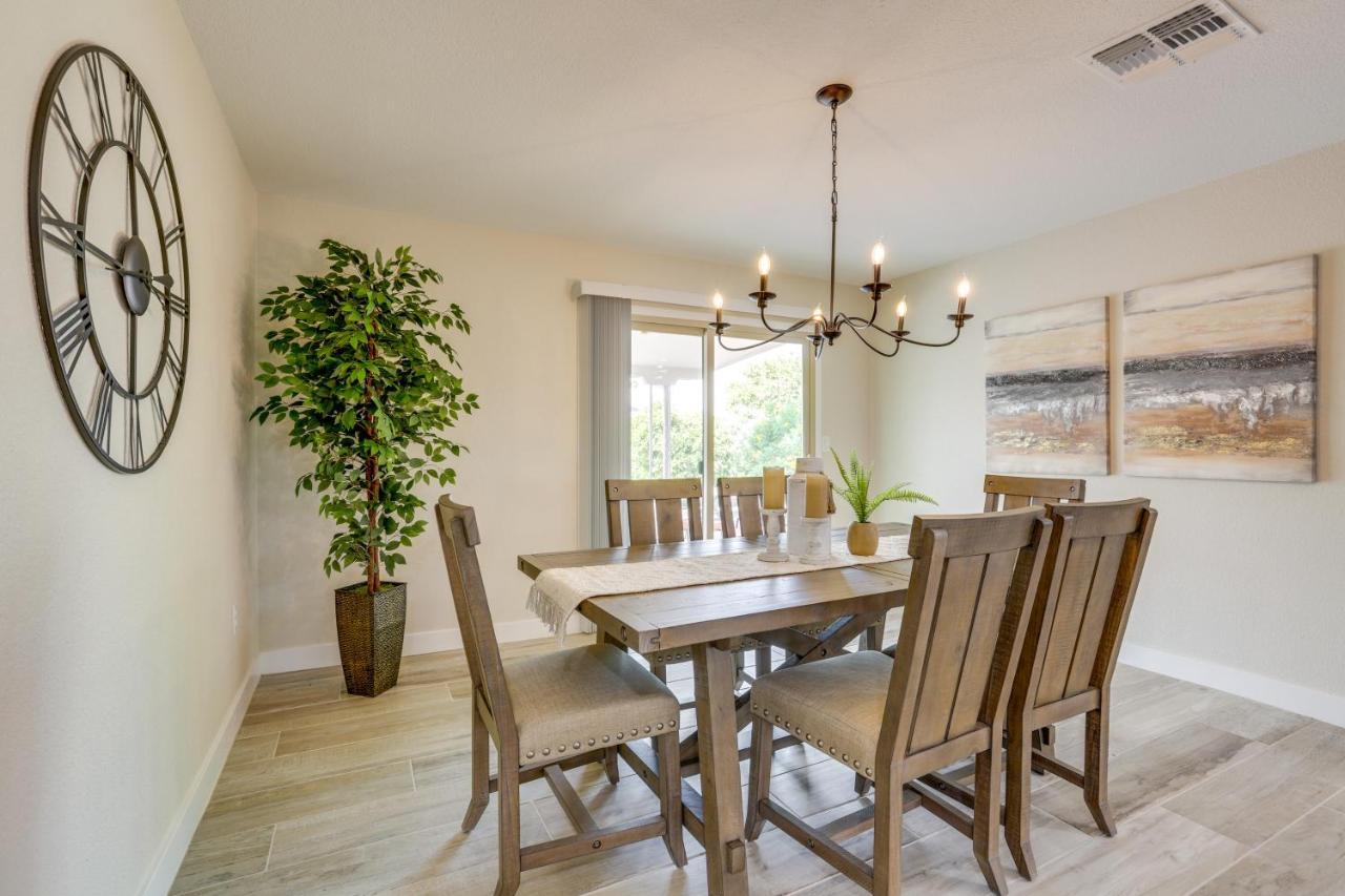 Sun City Retreat With Patio Near Golfing And Hiking! Εξωτερικό φωτογραφία